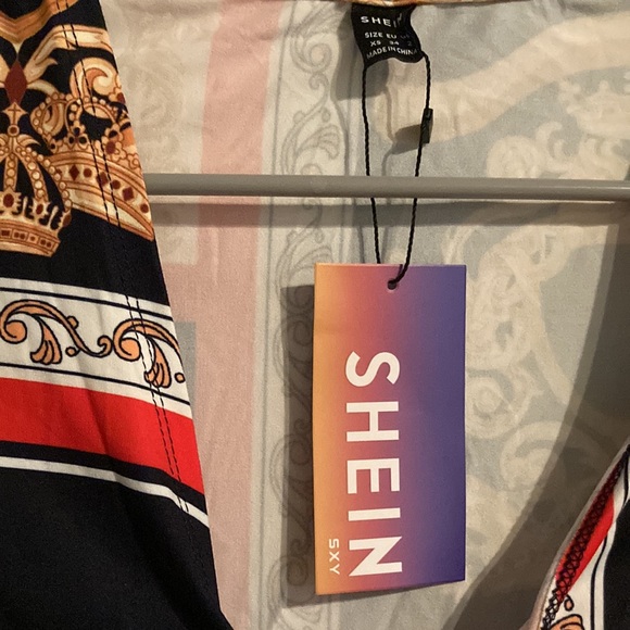 Brand New Shein Tie Crop Top - Picture 3 of 3